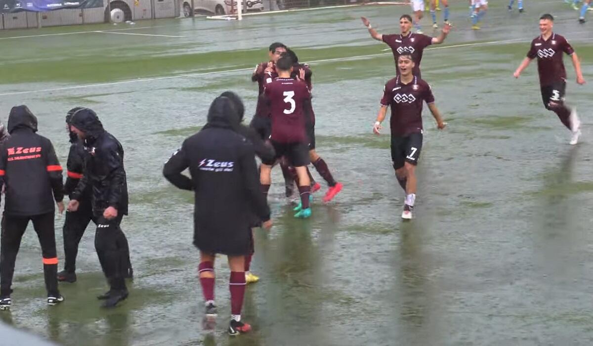 Salernitana, in panchina ci sarà Fusco. I convocati per il ritiro