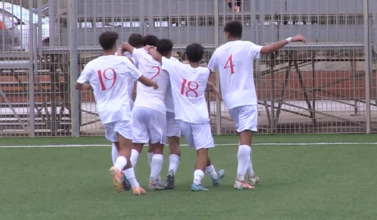 Esultanza del Benevento Primavera dopo un gol